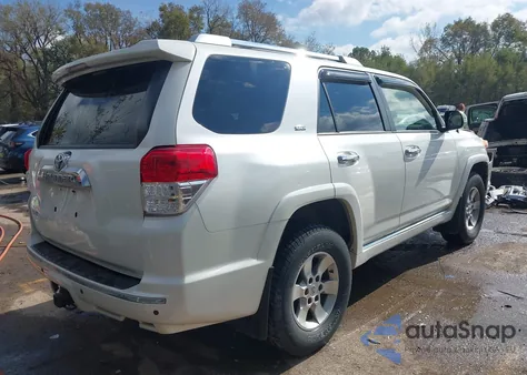 2013 Toyota 4Runner Sr5 z USA, uszkodzony, nr VIN JTEBU5JR7D5121619